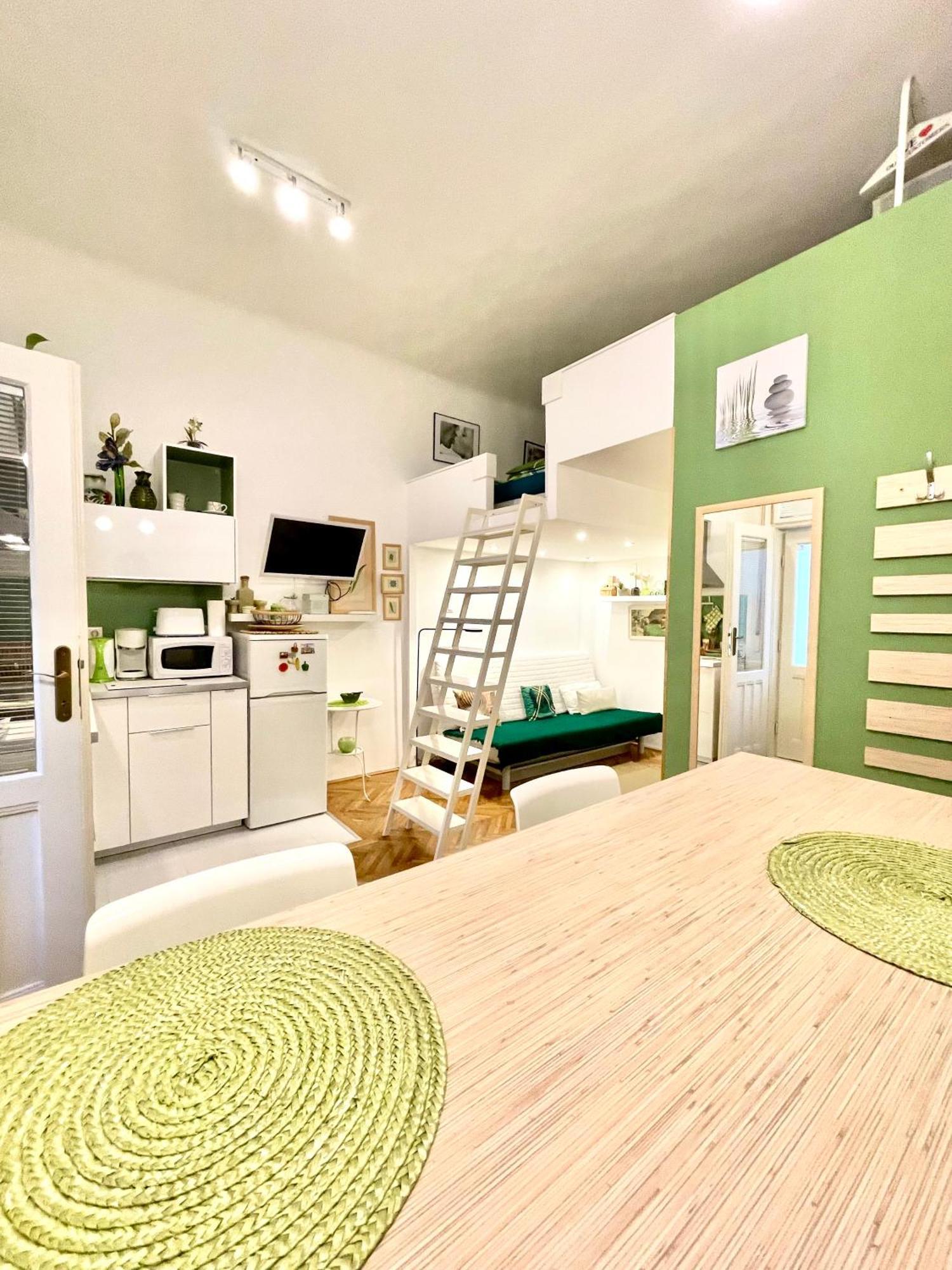 Green Pearl Apartment At St Stephen' S Basilica Budapest Luaran gambar
